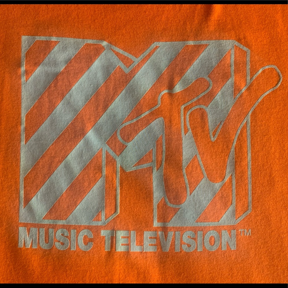 MTV shirt